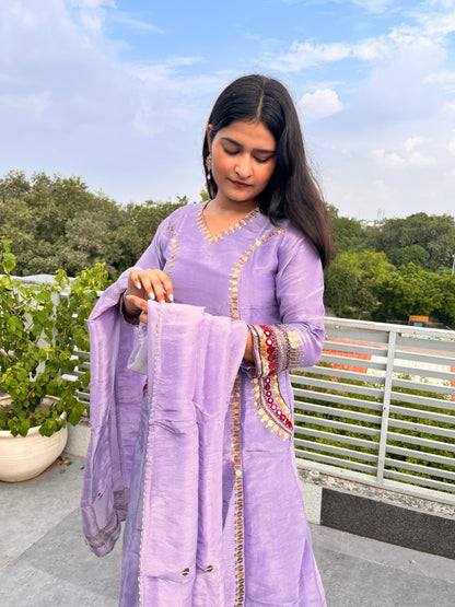 Leela : Beautiful Kanjivaram pocket suit set