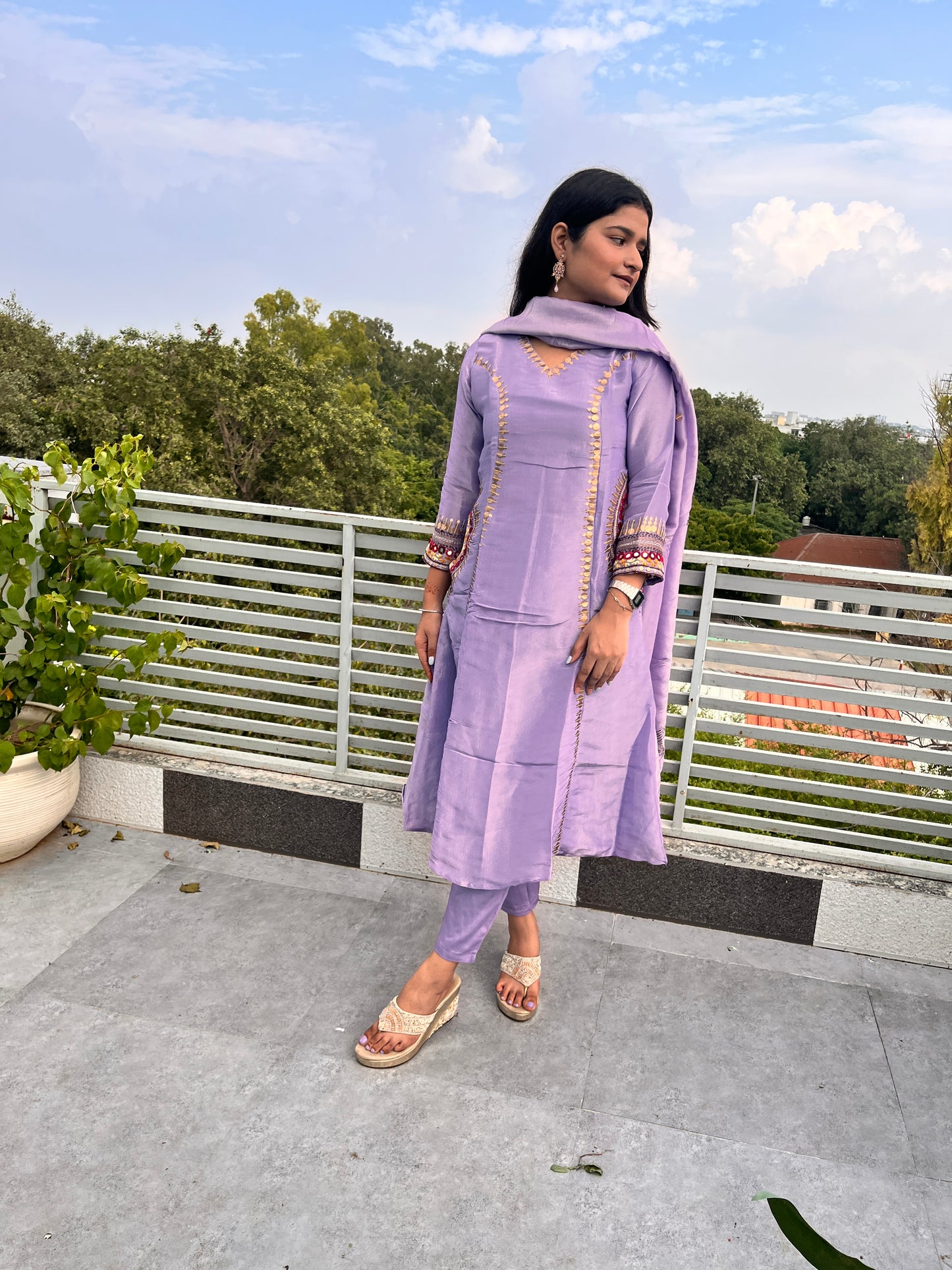 Leela : Beautiful Kanjivaram pocket suit set