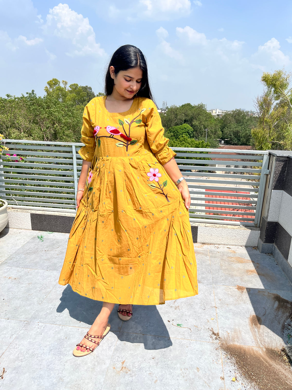 Aakarshi