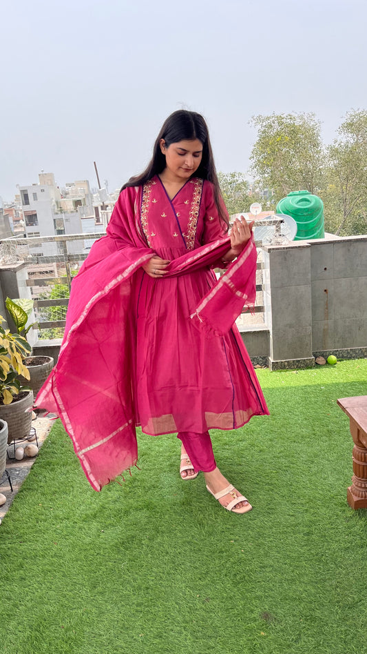 Gauri 3 piece set